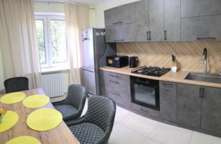 *2 комн 85т  3/10 Ботанический-
