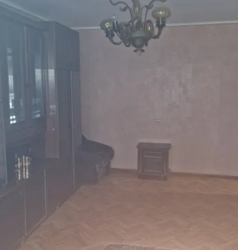 -2 комн Королёва 5/5- фото 1