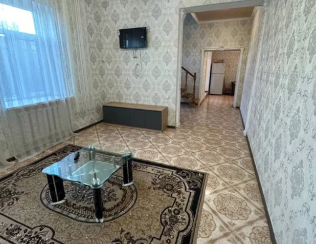 -Дом 93т 2 пер. А. Невского 4 участок 1 сотка (гос акта нет) 2 этажа- фото 1