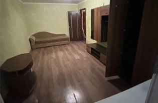 -2 комн 35т 46 кв м Бочарова 49а эт 1/5-