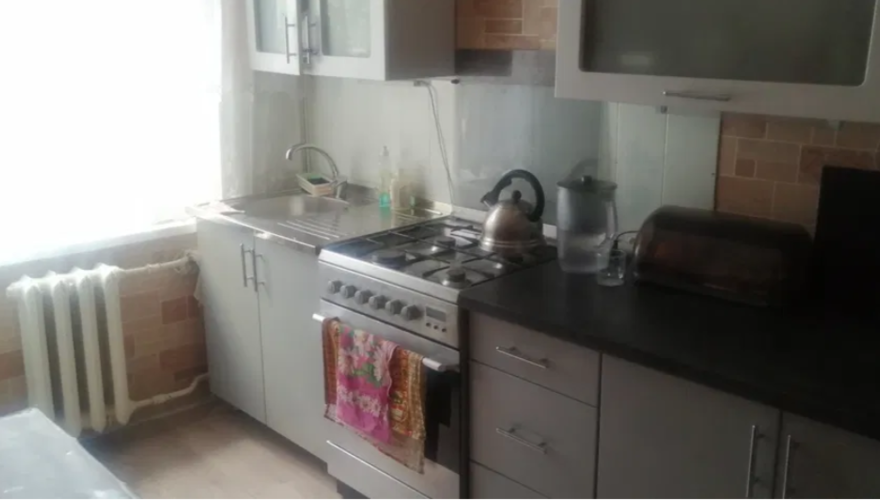 -2 комн 43т 48 кв м ул. Стуса эт 2/2- фото 8