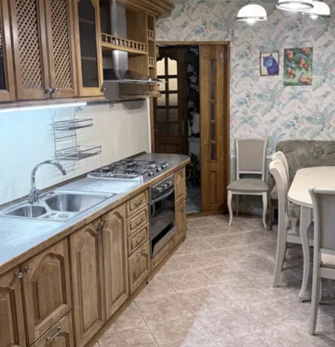 -3 комн 65т 70 кв м Королева 45/3 эт 3/9-  фото 1