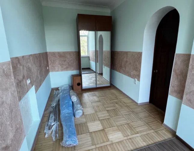 -3 комн сталинка 85т 62 кв м Канатная 114 этаж 3/3-  фото 1