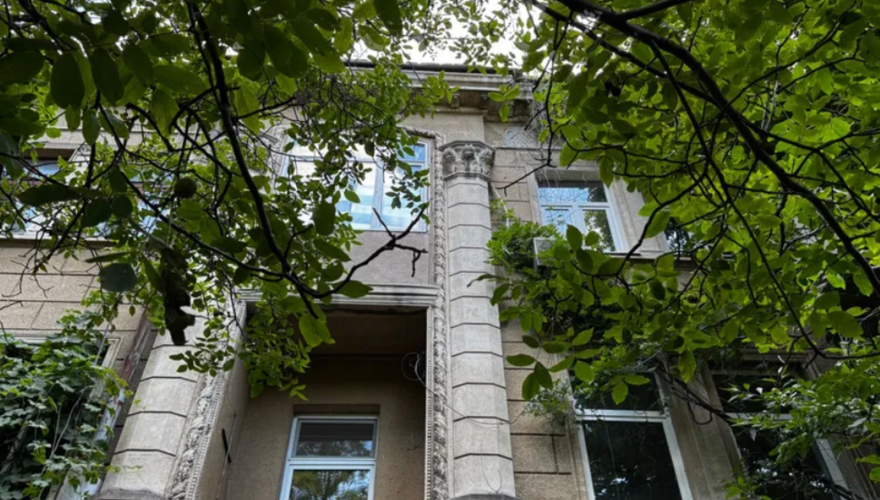 -3 комн сталинка 85т 62 кв м Канатная 114 этаж 3/3-  фото 4
