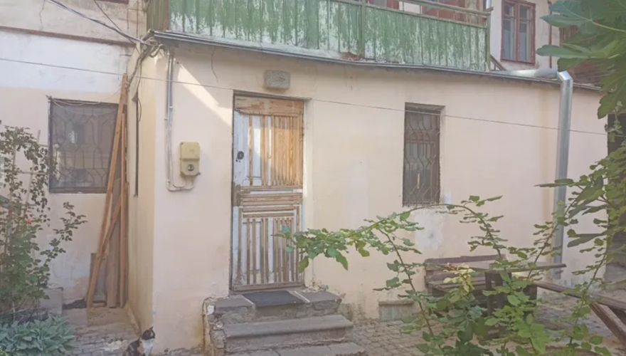 -4 комн 42т 67 кв м Нежинская 3 эт 1/2- фото 2