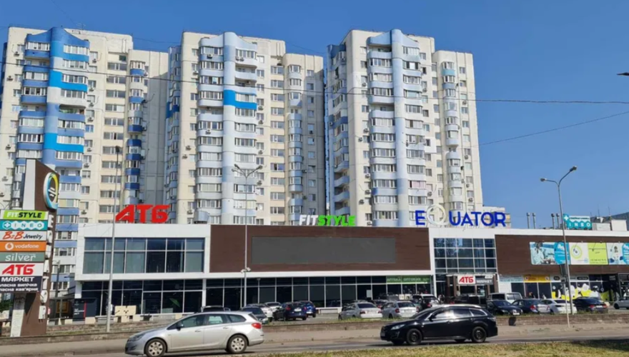 -1 комн 38т 40 кв м монолит Днепродорога/Заболотного 14/16- фото 3