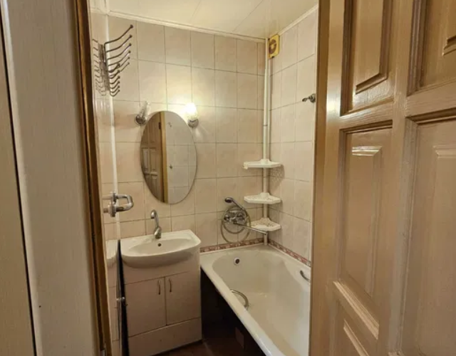 -3 комн 40 т 54 кв м Королёва 14 эт 1/5- фото 8