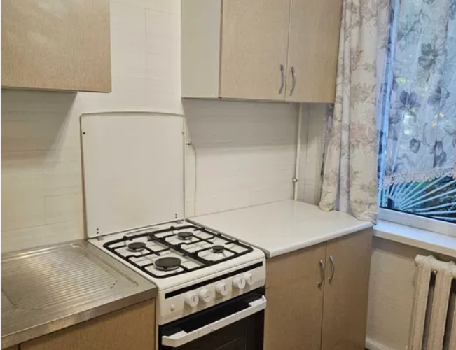 -3 комн 40 т 54 кв м Королёва 14 эт 1/5- фото 6