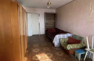 -2 комн 29 т 44 кв м Жукова 17 эт 5/5-