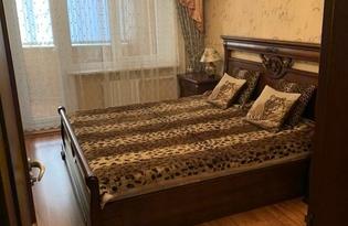 Продам 3-комнатную квартиру в ЦЕНТРЕ Киевского района