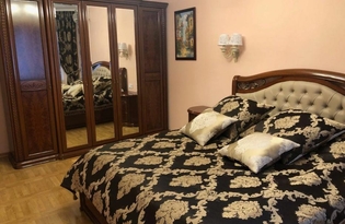  Продам 5-ти комнатную квартиру в ЖК «Каменный цветок»